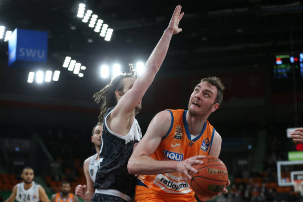 在本次比赛 在本次比赛