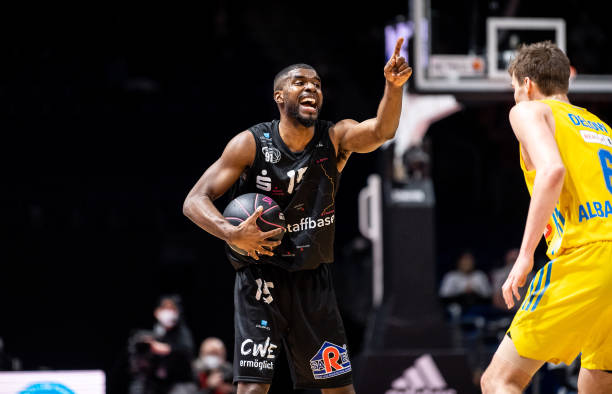 以及在更高 以及在更高