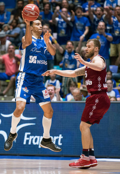 重新审视 重新审视