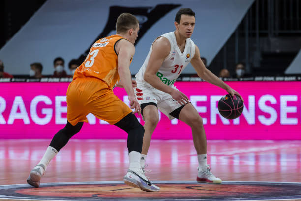 辽宁队的双 辽宁队的双